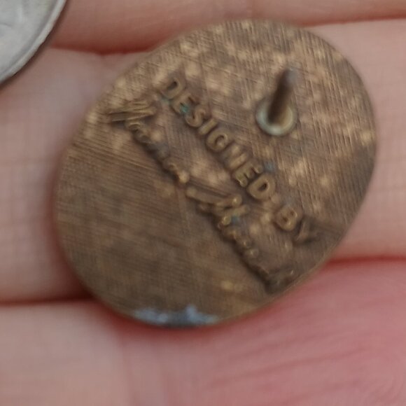 Vintage Lighthouse and sailboat tack lapel pin oxidization - Picture 5 of 13